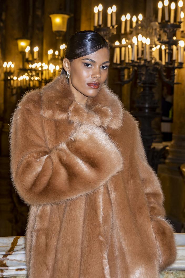 Manteau Fourrure Renard Kaki Vanessa Bruno, Taille S - Occasion Très Bon état