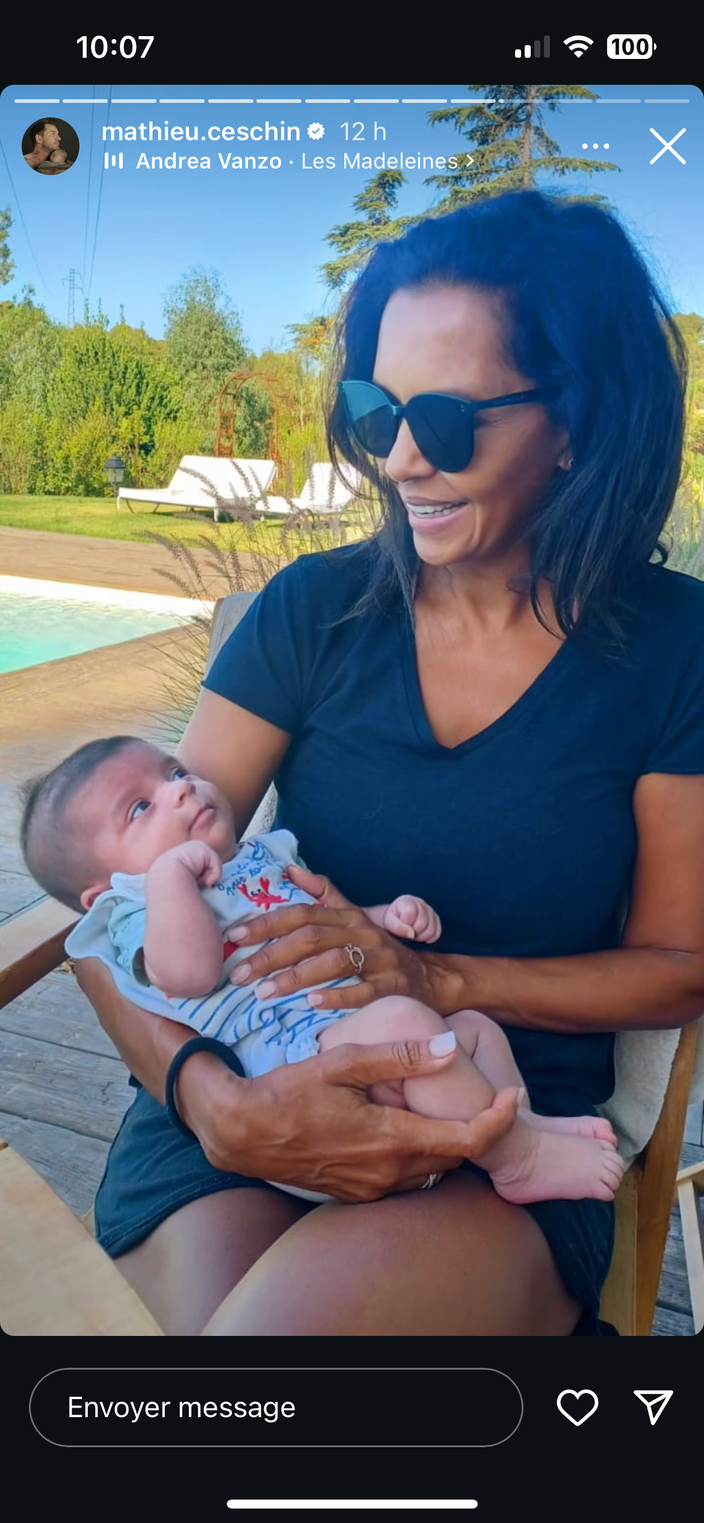 PHOTO - L'amour est dans le pré : Karine Le Marchand complice avec le fils  de Mathieu, un tendre moment dévoilé