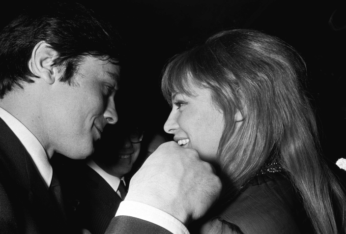 L'été où … Nathalie et Alain Delon se sont dit 'oui' dans la plus grande discrétion