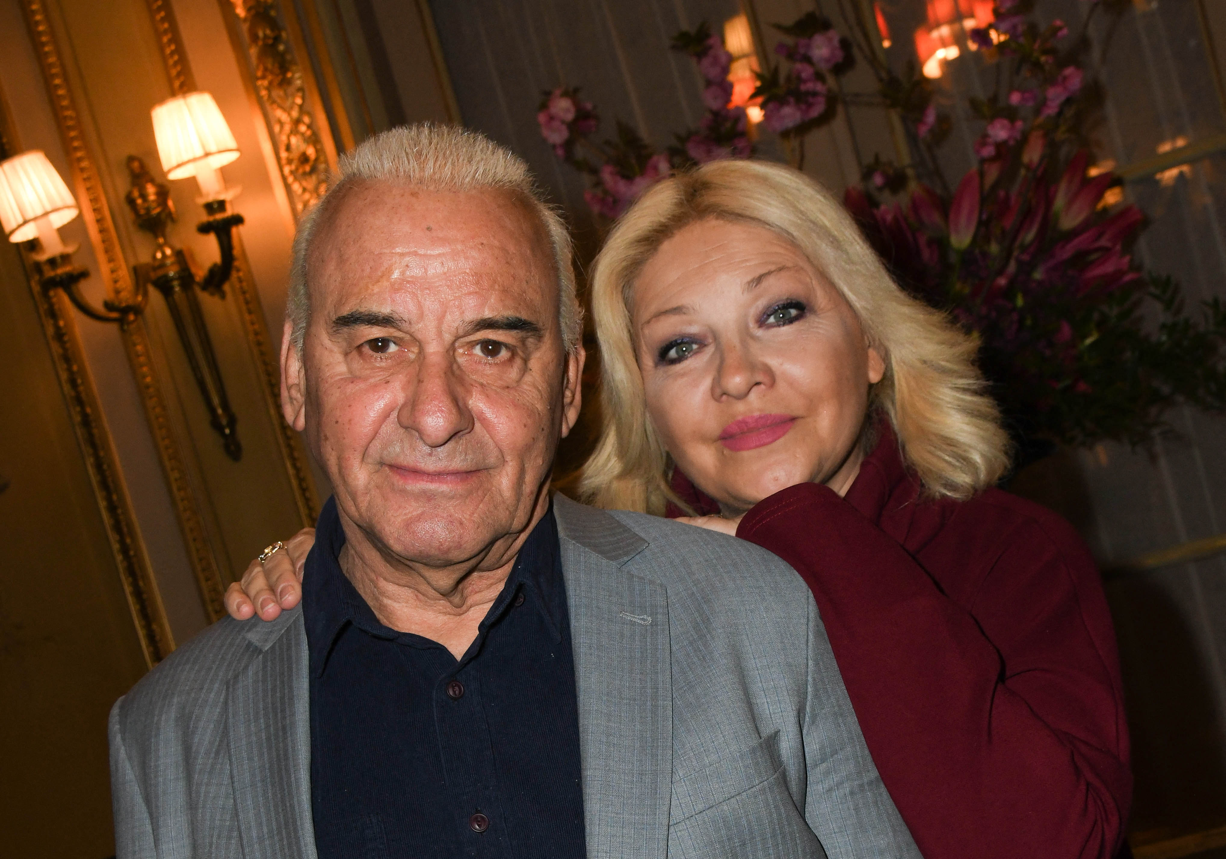 Michel Fugain et sa deuxième femme, Sanda : ces épreuves qu'ils ont dû surmonter