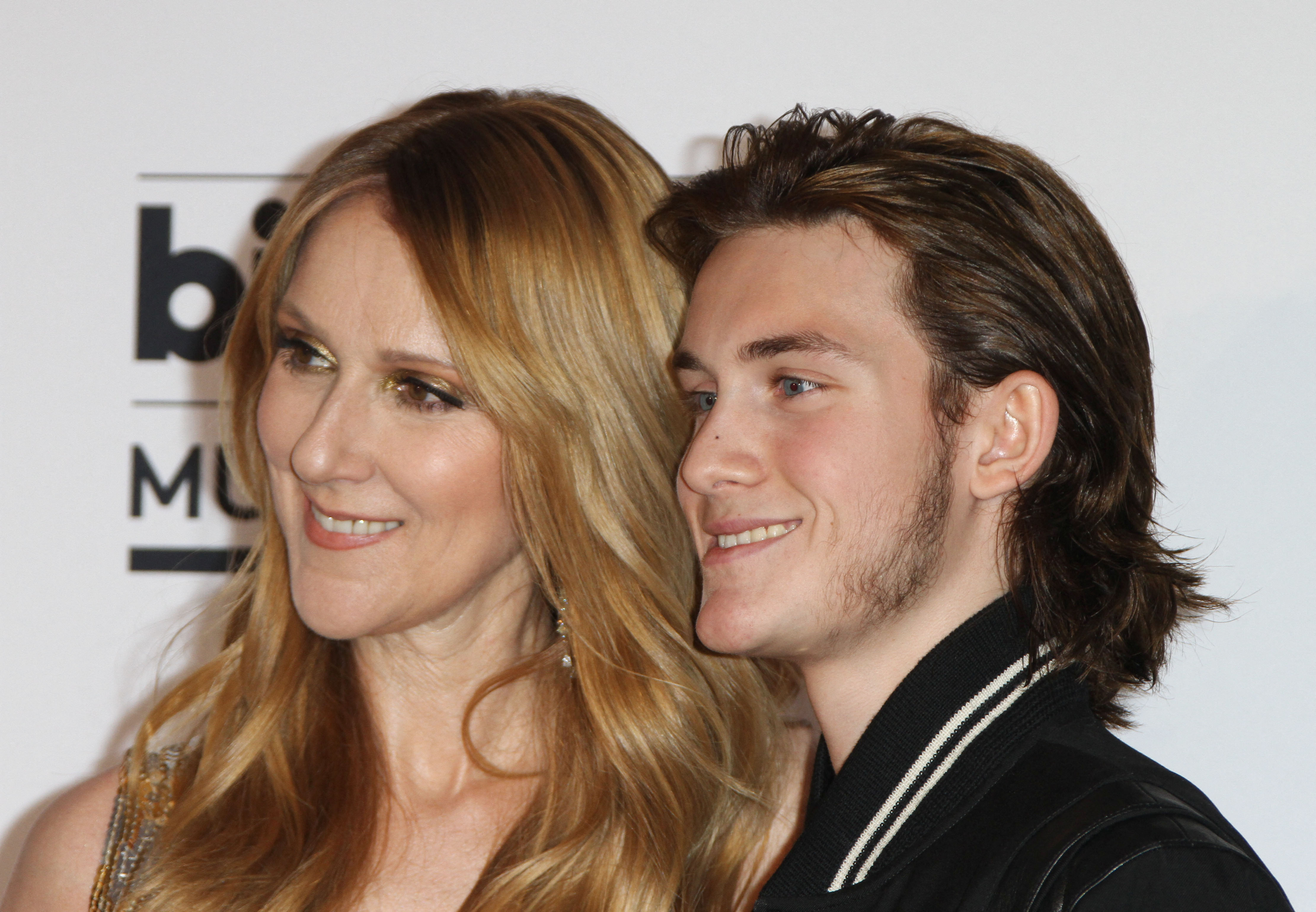 Céline Dion : son fils René-Charles atteint de la même addiction que son  père ?