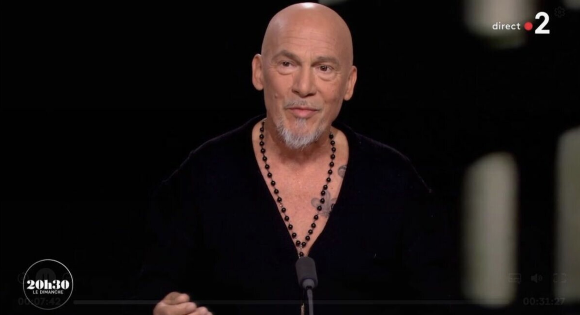 Florent Pagny fort face au cancer : son astuce “pour ne pas avoir une tête  de malade”