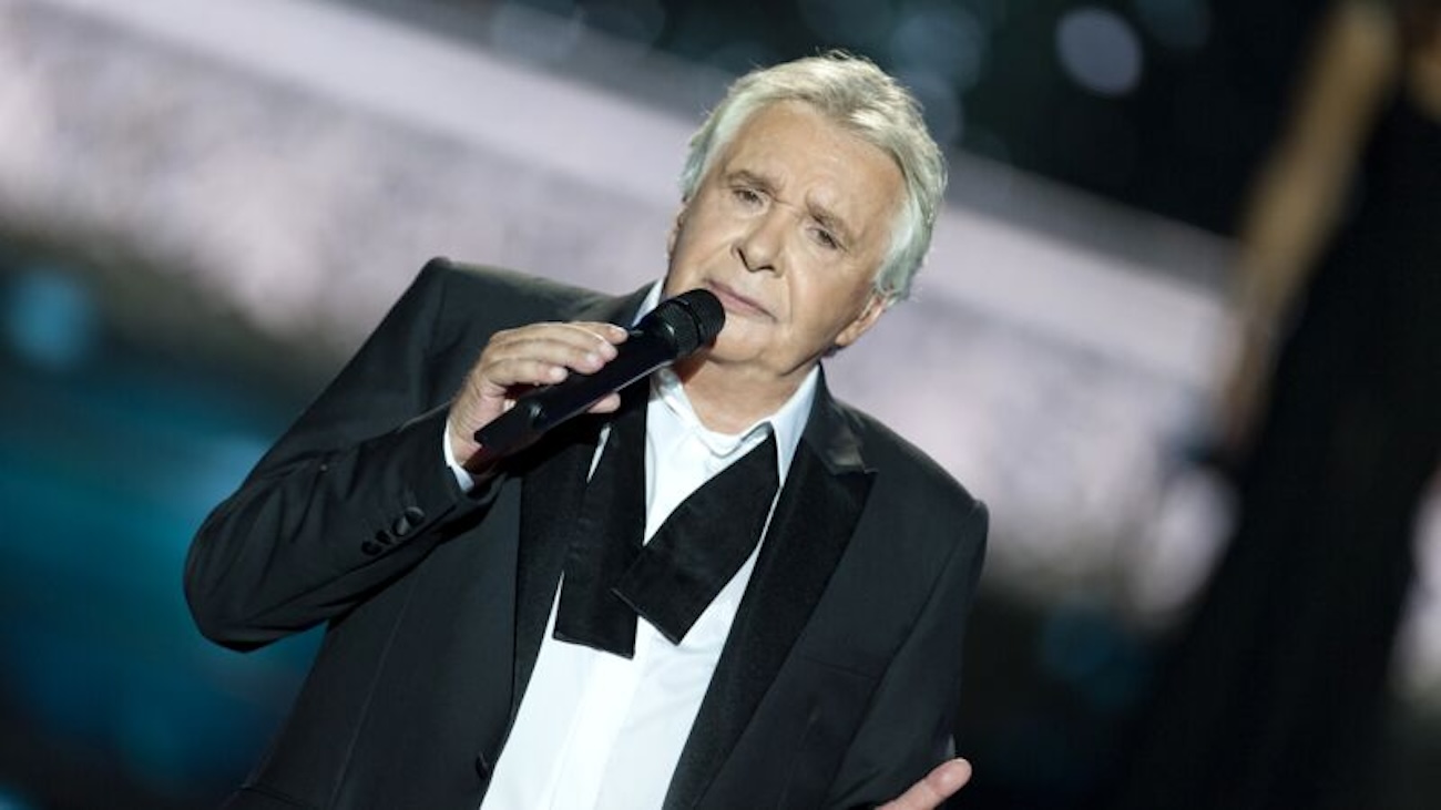 Michel Sardou retraité : cet honneur qui lui sera rendu par Emmanuel Macron