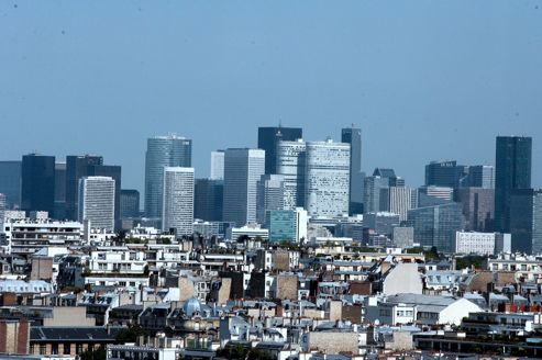 Les tours du quatier économique parisien «la Défense» dans les Hauts-de-Seine.