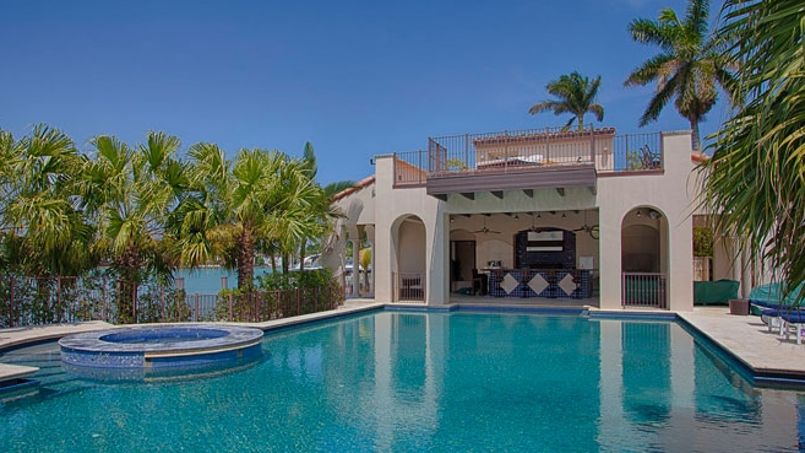 Matt Damon vient de mettre en vente sa propriété à Miami, une maison de 1180 m2 qu’il veut céder à 20 millions de dollars. Crédit: Coldwell Banker.