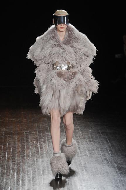 alexander mcqueen paillette gris