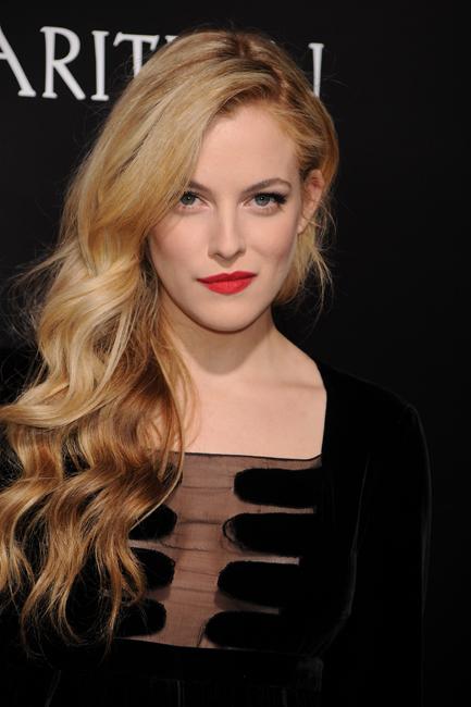 Riley Keough entre en scène