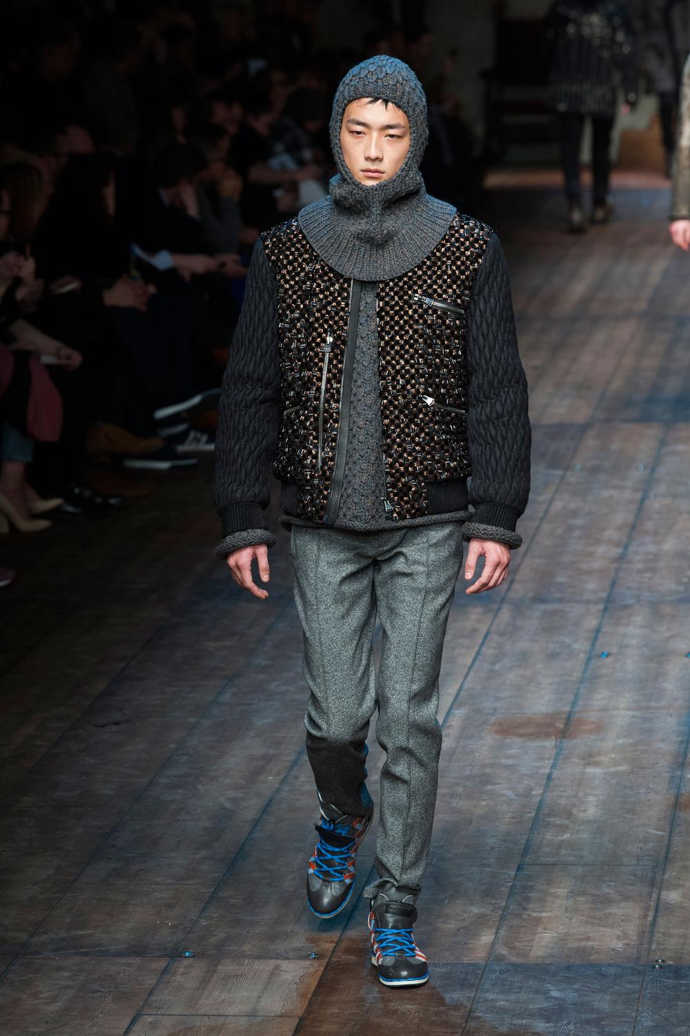 Pull Dolce & Gabbana Homme Gris Taille L - Occasion Très Bon état Pour L'automne/hiver