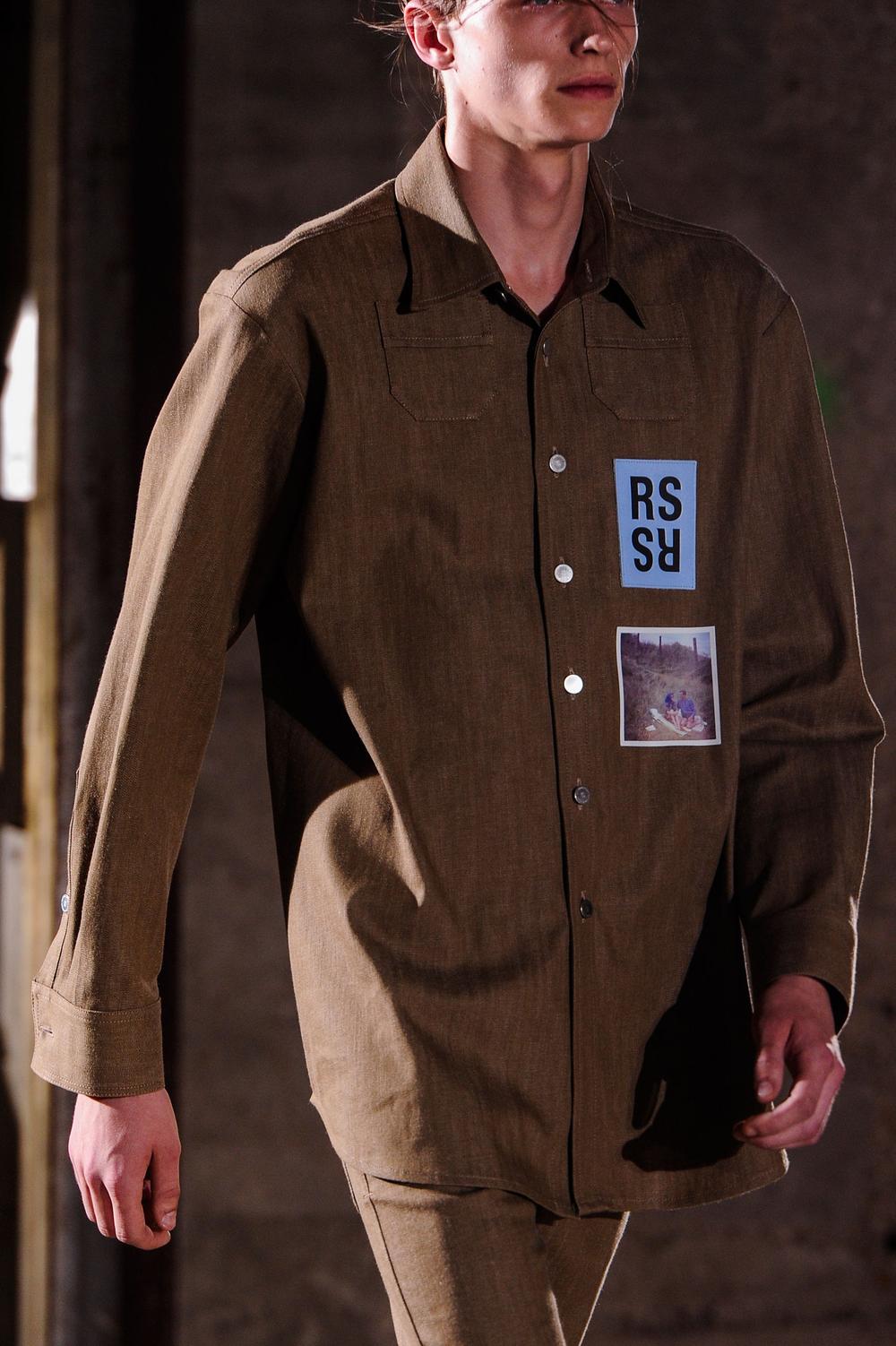 Chemise Raf Simons Collection Printemps/été 2003 - Taille 52, Occasion Parfait état