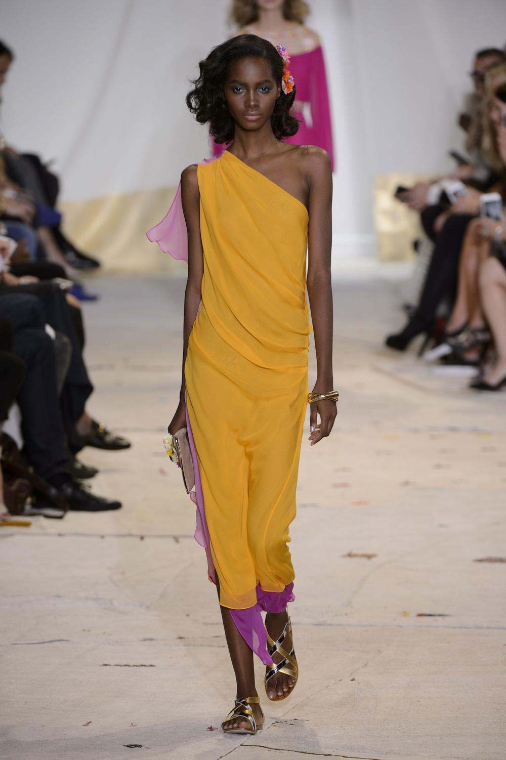 Robe Diane Von Furstenberg (DVF) Défilé Collection - Taille 2 (US) En Acrylique Ivoire - Rare, Neuf Sans étiquettes