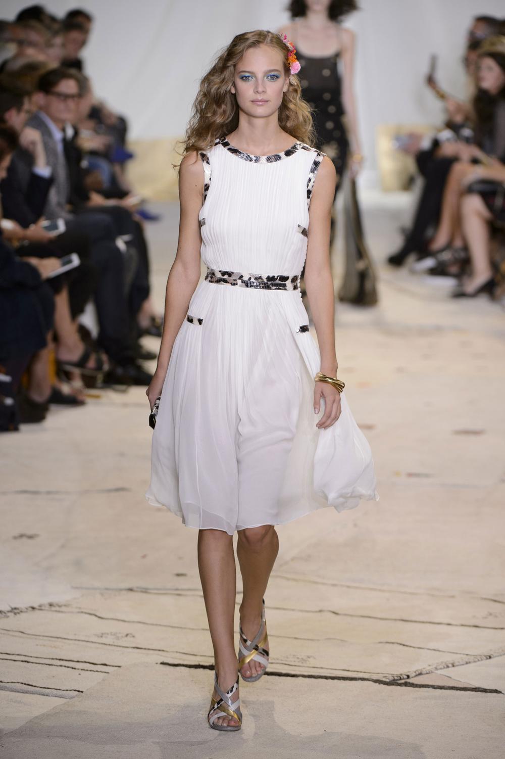 Robe De Défilé Diane Von Furstenberg (DVF) - Modèle Rare Collection, Taille 2, Couleur Ivoire