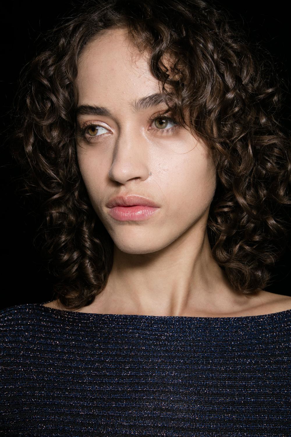 Robe Cocktail Sans Bretelles BCBG Maxazria - Dentelle Noire Et Rose - Taille 0/XS - Occasion Très Bon état