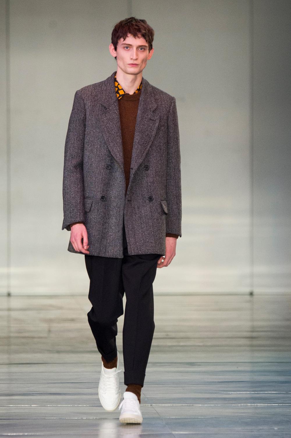 Défilé AMI Alexandre Mattiussi Automne-hiver 2017-2018 Homme