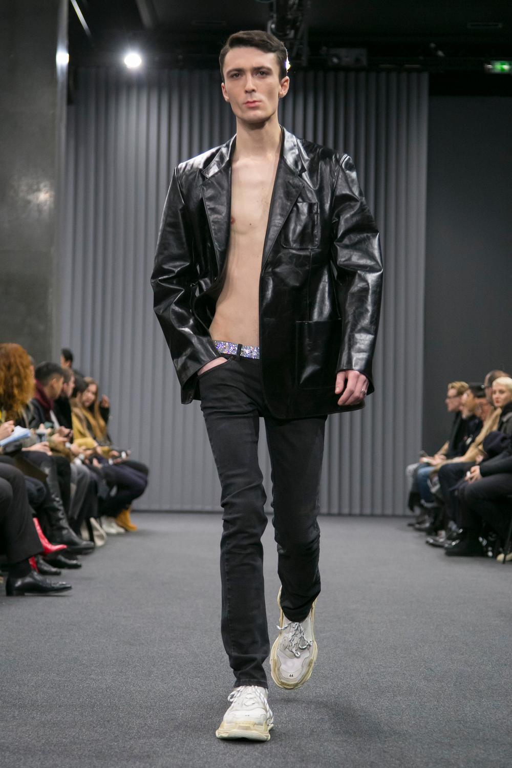 Défilé Balenciaga automnehiver 20172018 Homme