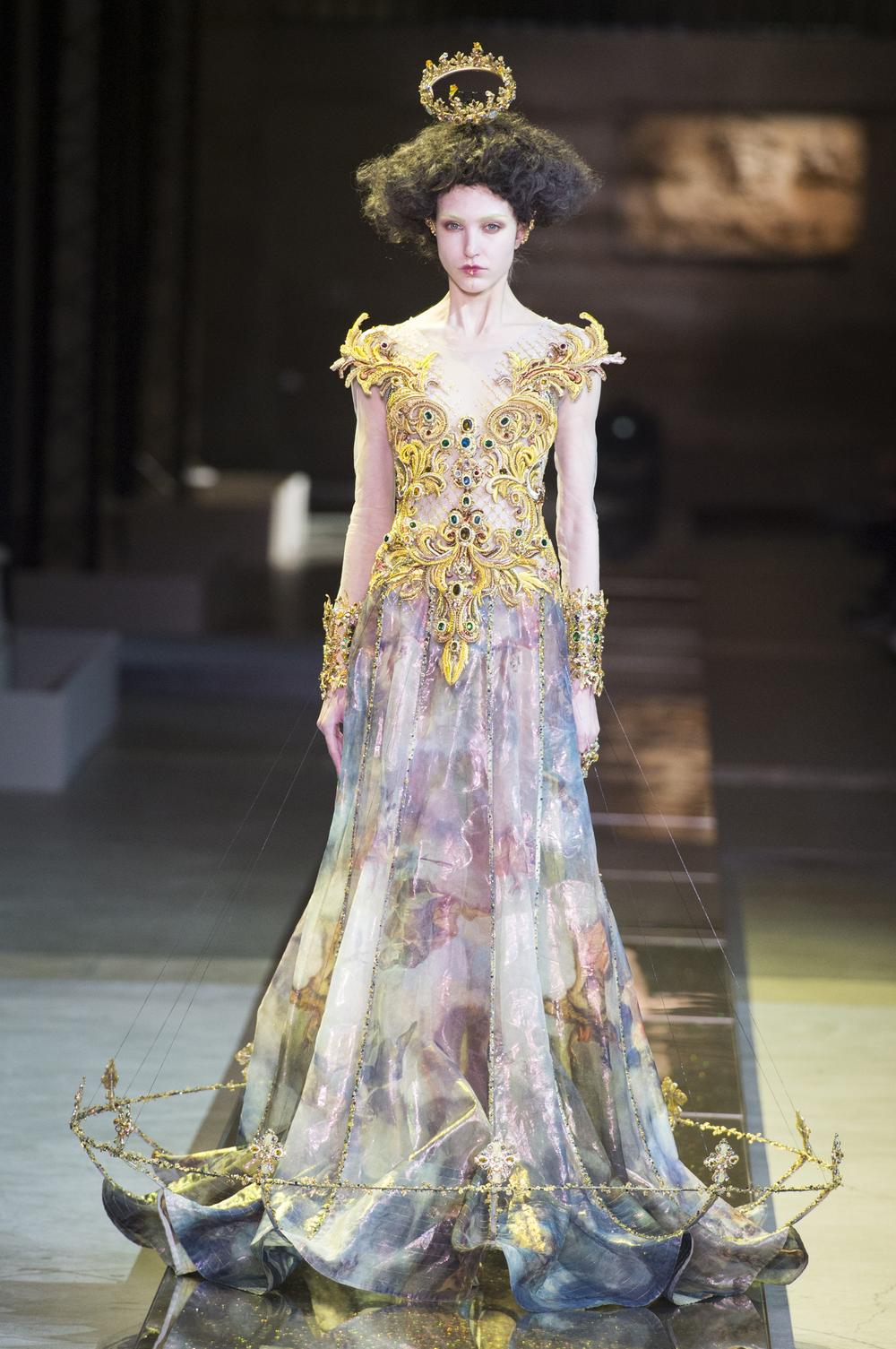 Défilé Guo Pei Printemps-été 2017 Couture