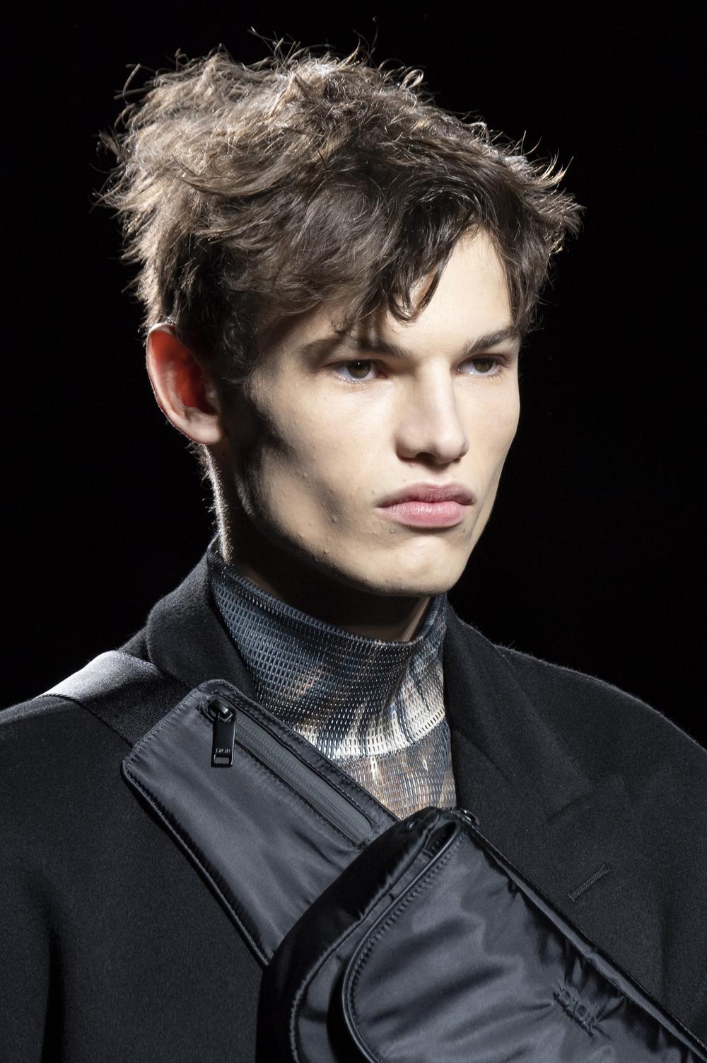 Défilé Dior Homme Automne Hiver 2019 2020 Homme