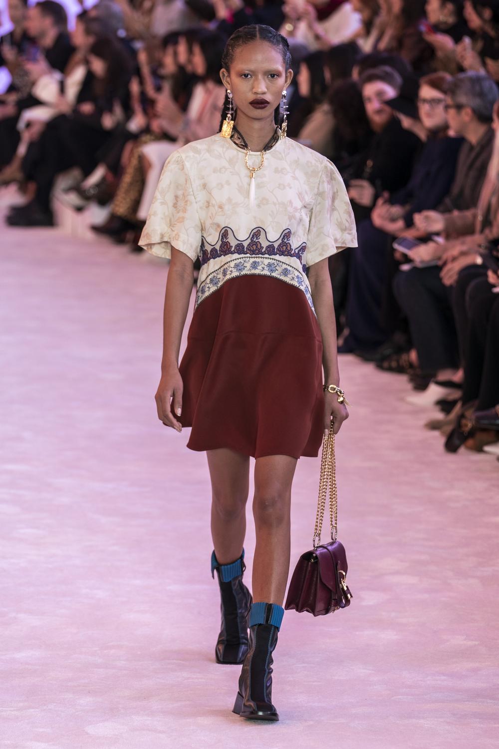 Défilé Chloé Automne Hiver 2019 2020 Prêt à Porter