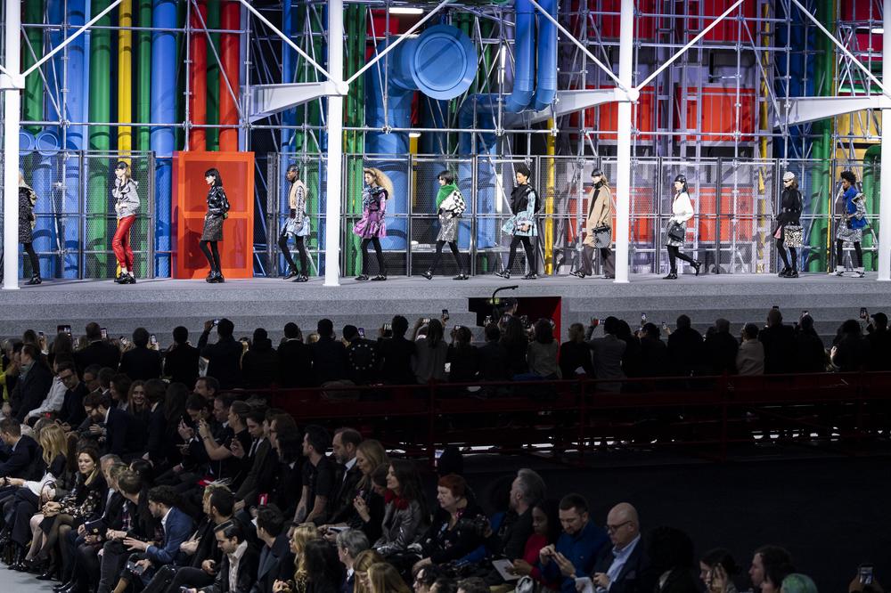 La fashion week s'est achevée avec un défilé Louis Vuitton éclectique