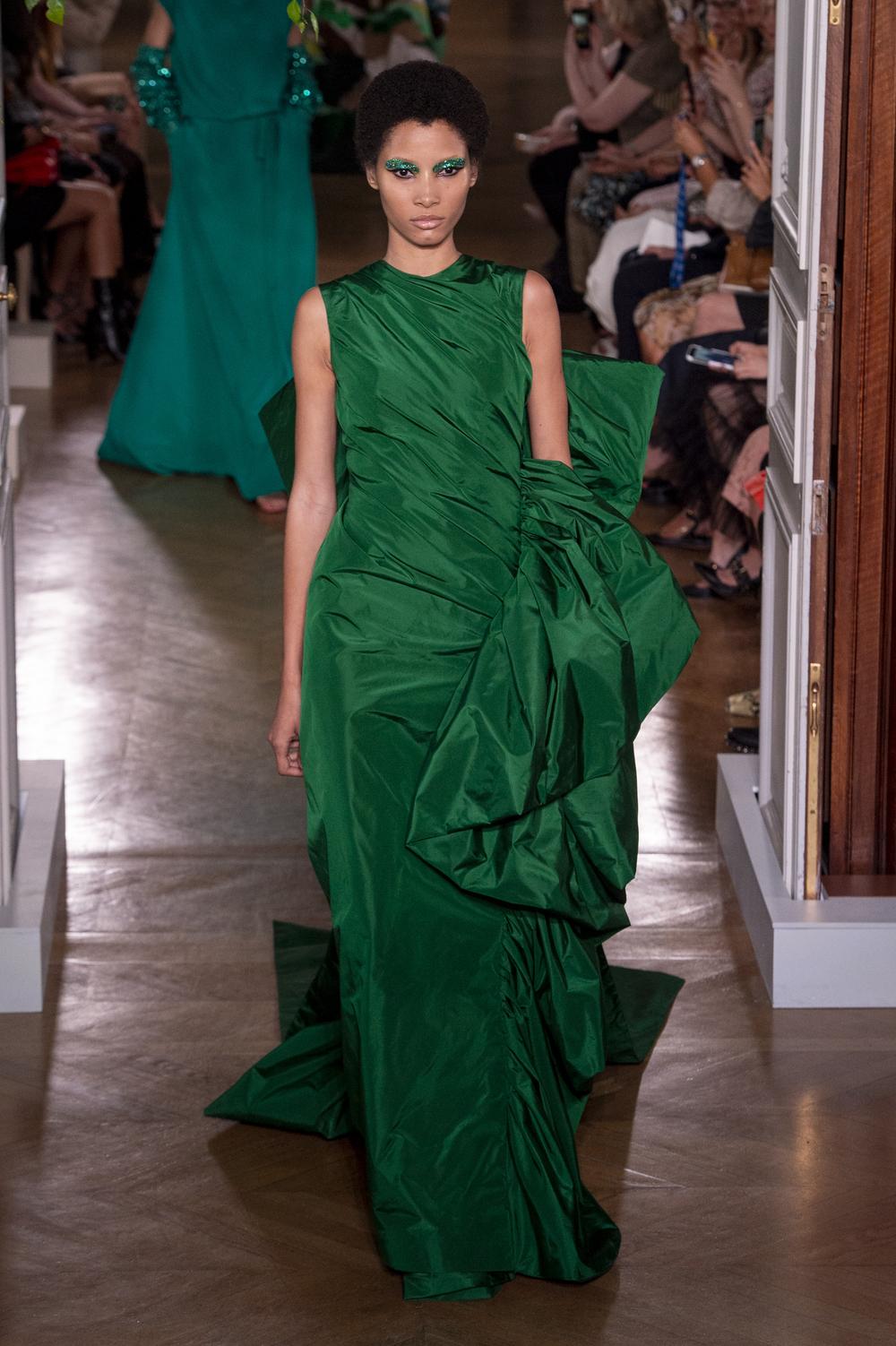 Défilé Valentino Automne Hiver 2019 2020 Couture