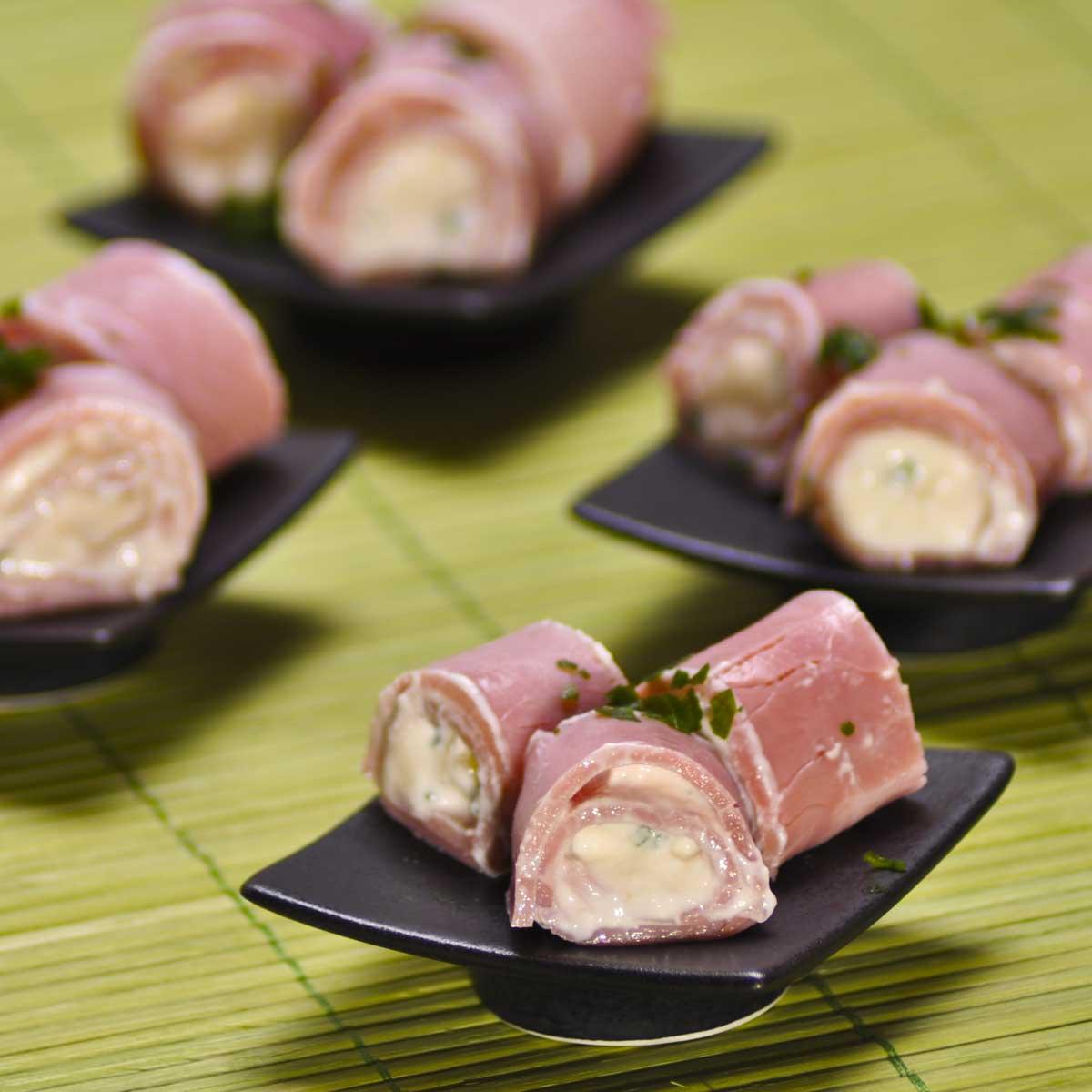 Roulade De Jambon : La Fille De L Anse Aux Coques Roulades De Jambon Aux Asperges : * belles tranches de jambon blancs, * fromage de chèvre (type soignon ou chavroux) mélanger.