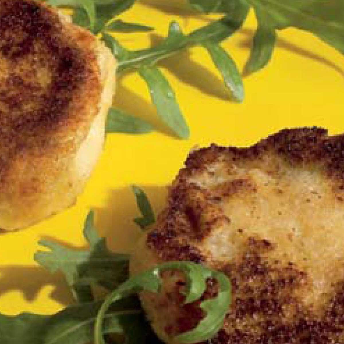 Recette croquettes de faisselle aux herbes Cuisine / Madame Figaro