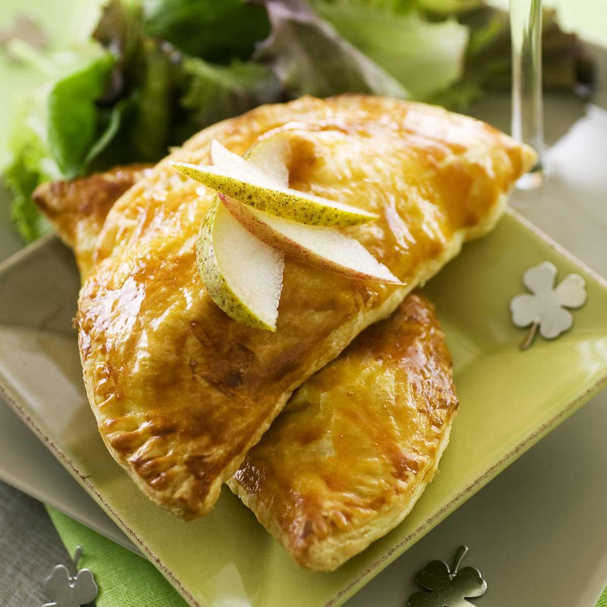 Recette Petits Chaussons Aux Pommes Poires Et Munster Cuisine