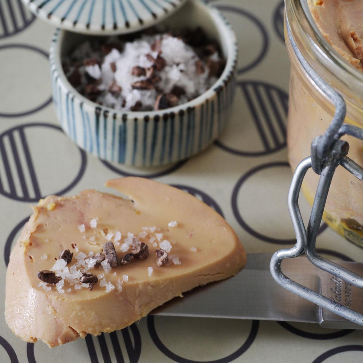 Foie Gras Au Micro Ondes Et Fleur De Sel Au Grué De Cacao