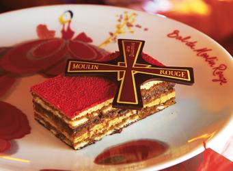 Dalloyau Au Moulin Rouge La Fete Des Sens Madame Figaro