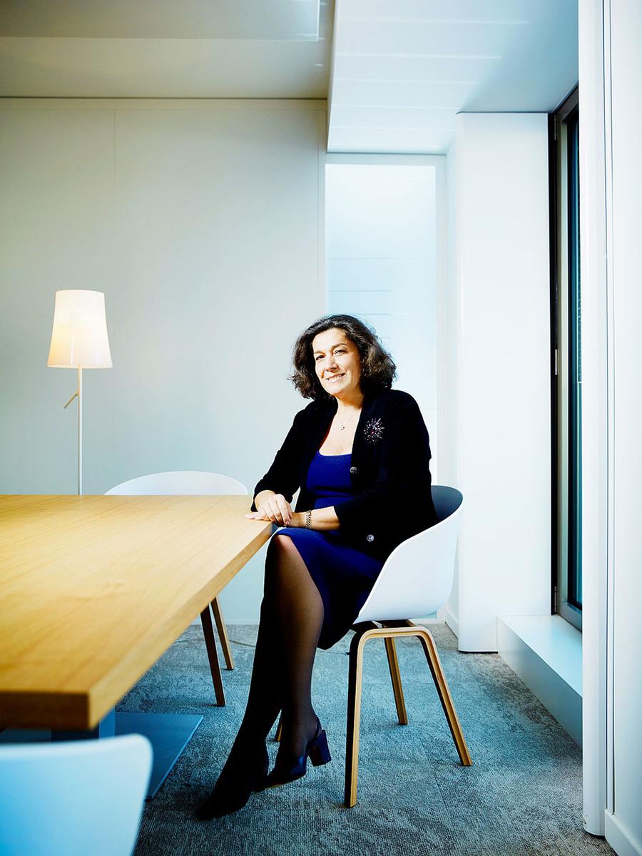 Nathalie Collin La Poste 3 0 C est Elle Madame Figaro nathalie-collin-la-poste-3-0-c-est-elle-madame-figaro