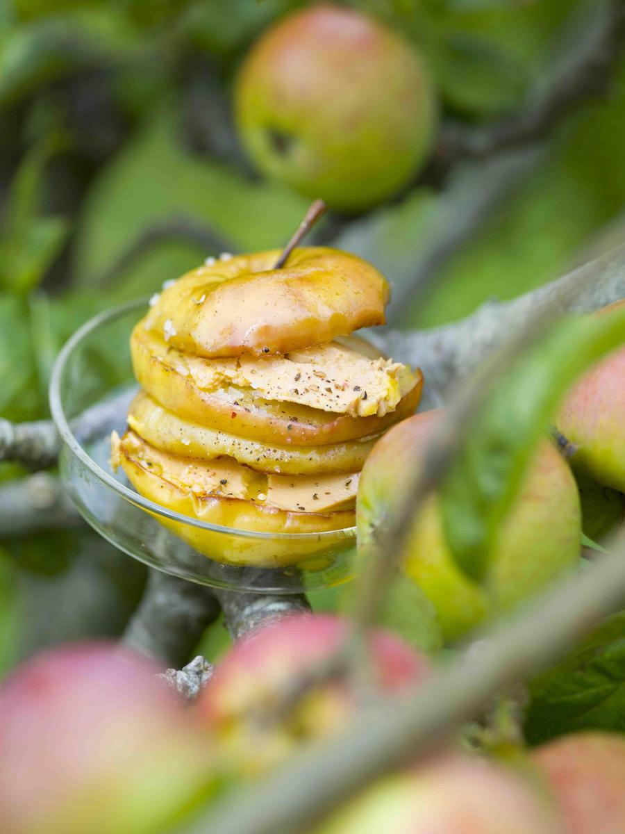 Recette pommes reinettes au foie gras - Cuisine / Madame ...