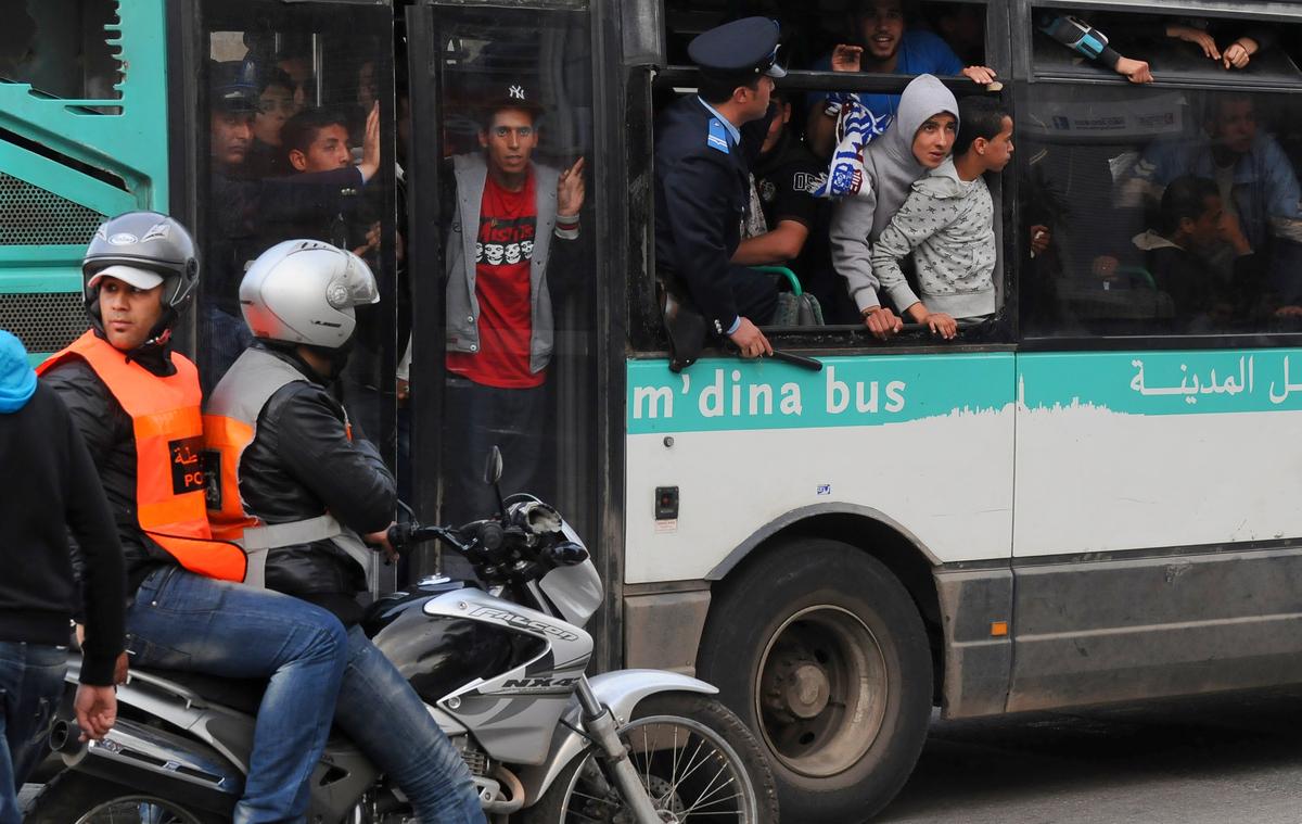 Bientôt Des Bus Roses Pour Lutter Contre Le Harcèlement Sexuel Au Maroc