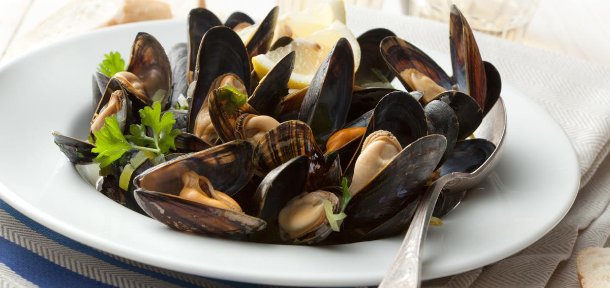 Saison, conservation, cuisson... Tout savoir sur l'indétrônable moule