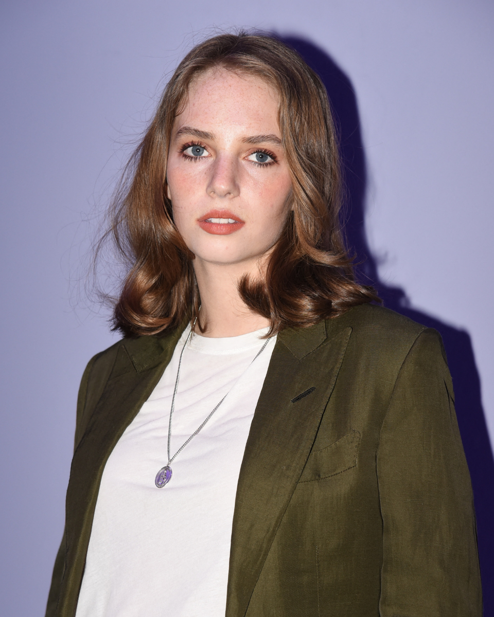 Maya Hawke, la fille d'Uma Thurman, a infiltré la bande de "Stranger