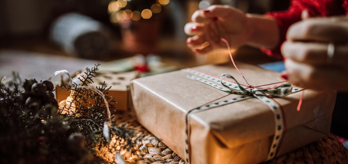 Revendre Ses Cadeaux De Noel Est Ce Vraiment Mal Madame Figaro