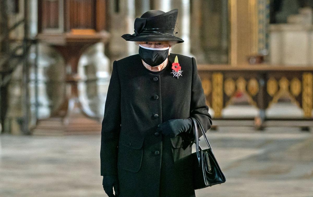 Simon Bowes Lyon Un Cousin D Elizabeth Ii Condamne A Dix Mois De Prison Ferme Madame Figaro
