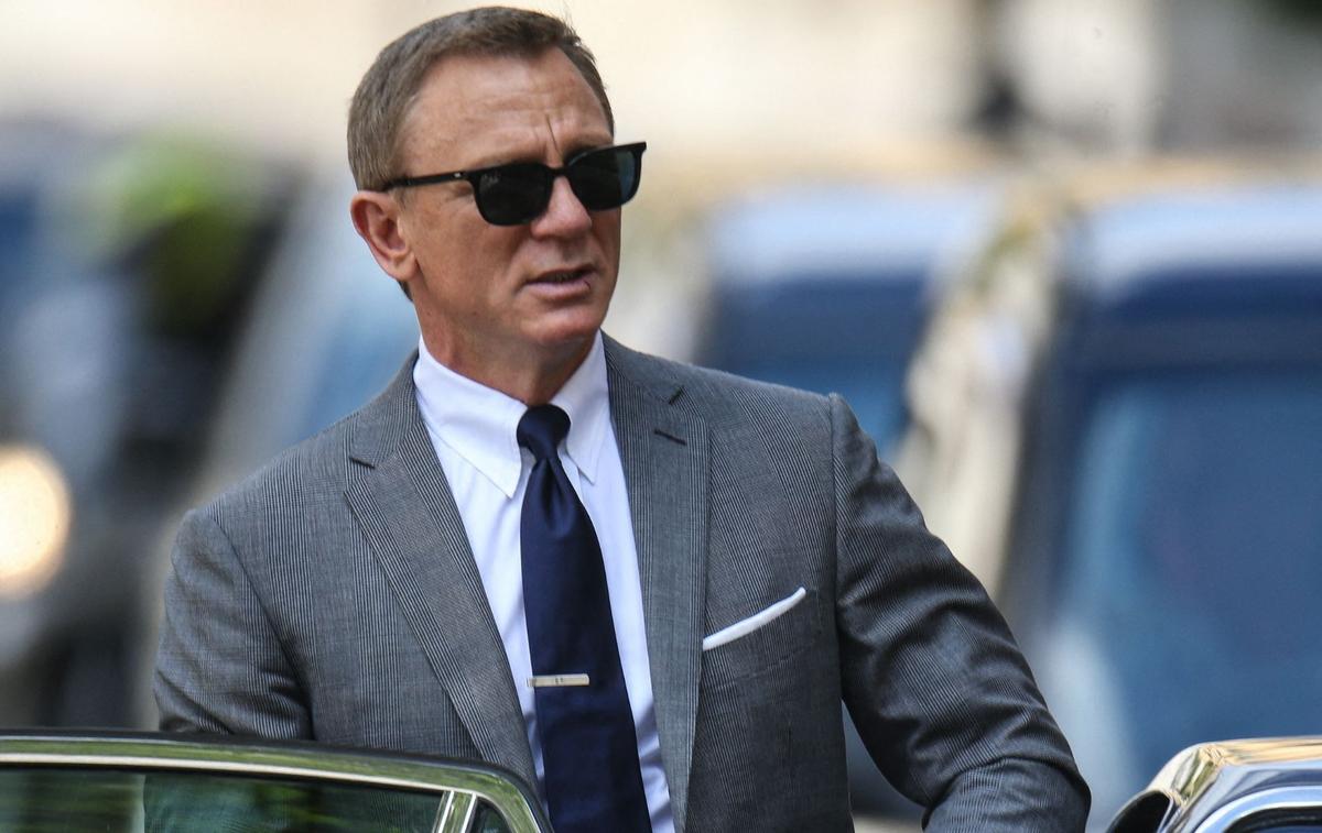 How much does a day in the shoes of James Bond cost? - Celebrity Gossip ...