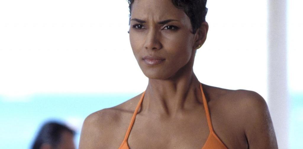 "Je me gelais les fesses" Halle Berry raconte la vérité sur l