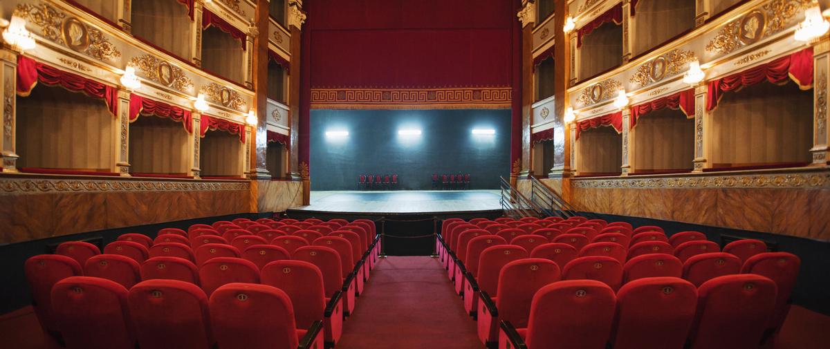Quelle Piece De Theatre Voir à Paris Edmond, Ruy Blas, L’écume des jours... Les pièces de théâtre à voir