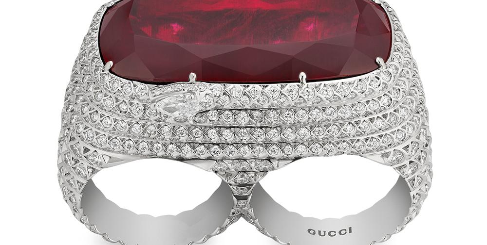 Six tendances bijoux repérées dans les collections de haute joaillerie de juillet - Six tendances bijoux repérées dans les collections de haute joaillerie de juillet