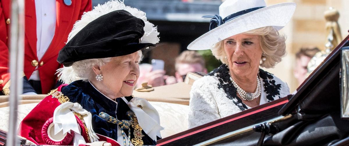 Elizabeth II et Camilla de Cornouailles Elizabeth II et Camilla de Cornouailles