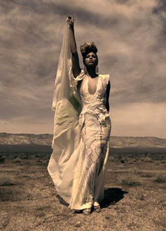 Beyoncé : girl & fashion power