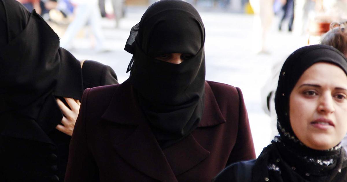 syrie-l-tat-islamique-exige-que-les-femmes-soient-invisibles