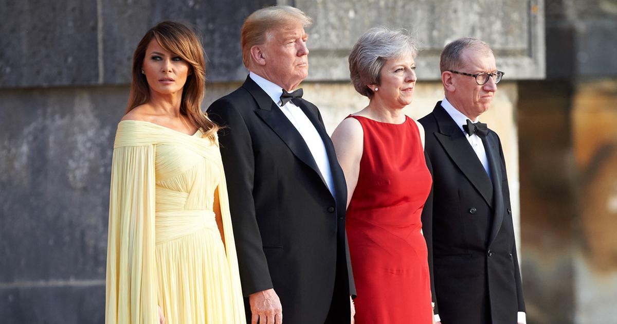 La robe jaune de Melania Trump pourrait-elle être une (énième) pique à ...