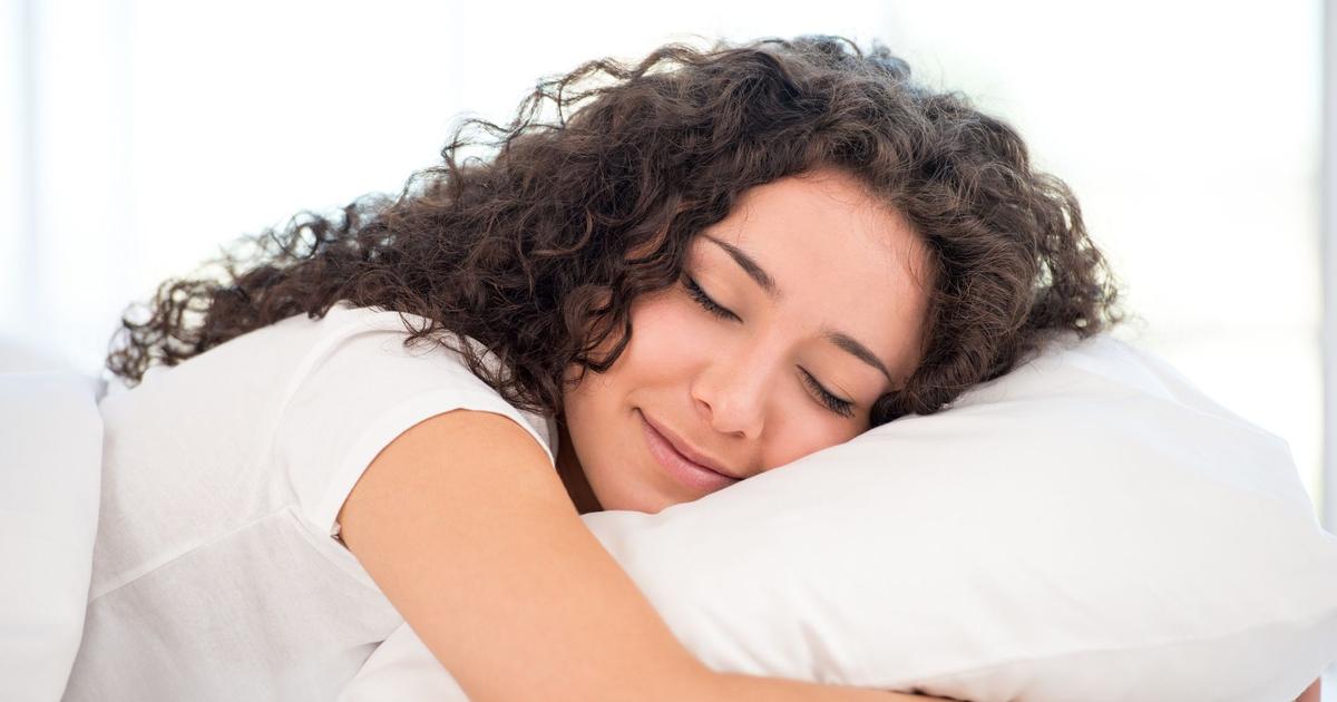 Douleurs cervicales : quel oreiller choisir pour bien dormir ?
