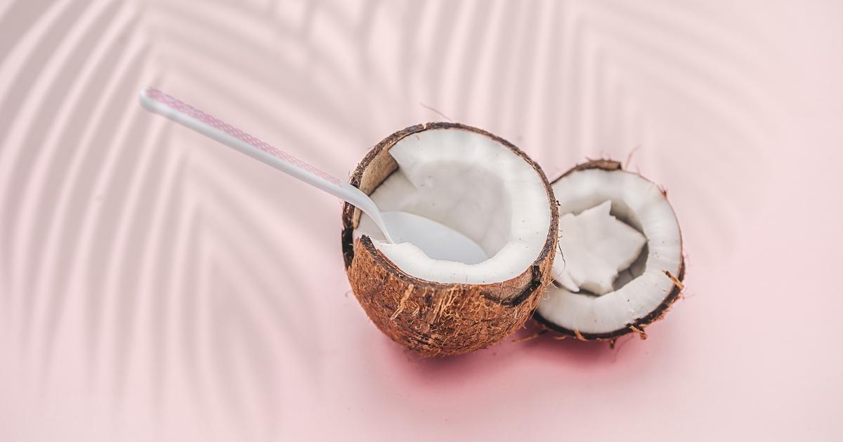 Huile de coco : tous ses bienfaits pour la peau et les cheveux - Top Santé