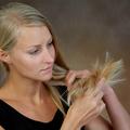 Alopécie : la chute de cheveux touche de nombreuses femmes
