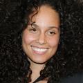 Alicia Keys a arrêté les laitages pour avoir une belle peau sans maquillage