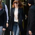 Emma Stone, Diane Kruger, Gigi Hadid : comment les stars portent le jean déchiré
