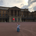 Harper Beckham fête son anniversaire à Buckingham Palace