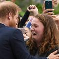 À Melbourne, le prince Harry fait fondre en larmes une fan